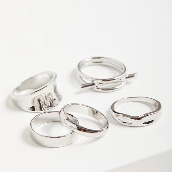 torrid Jewelry - Torrid Set of 5 Rings Classic Bar Ring Silver Tone Size 11